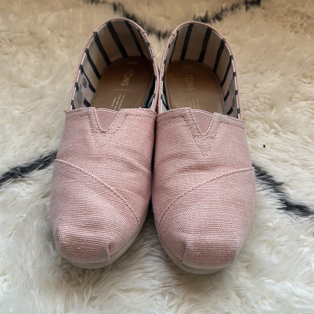 Pink Toms